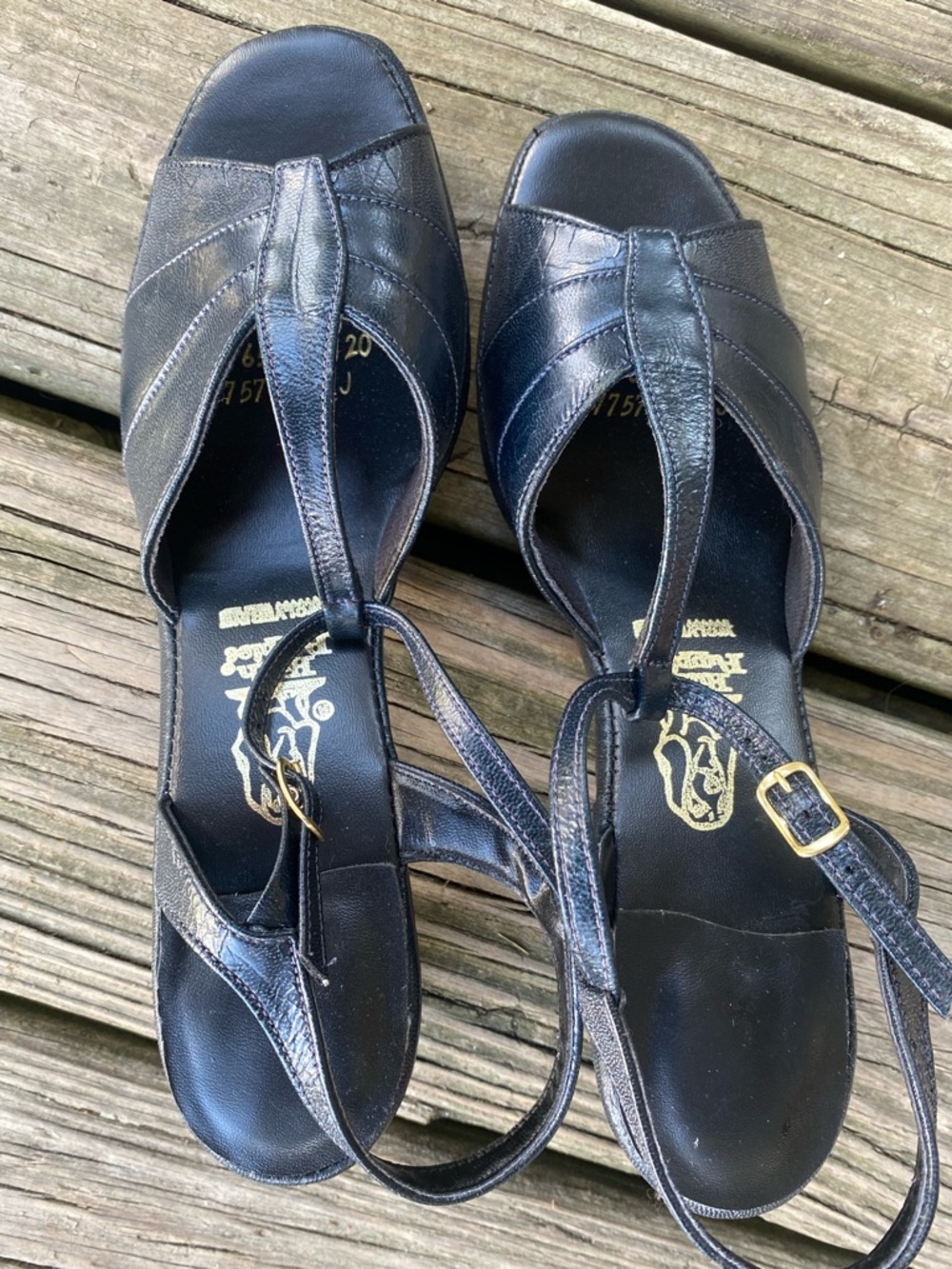 (VTG) HUSH PUPPIES- Black T-Strap Slingback Sandals NWOB